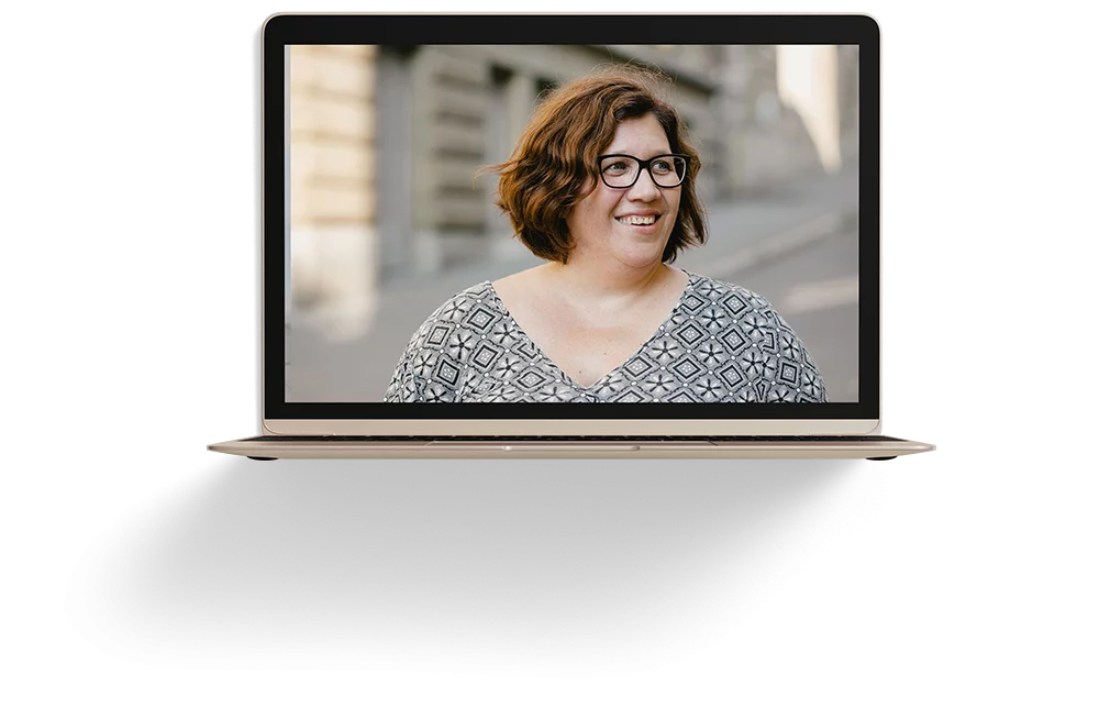 lena-busch-header-macbook-shadow-2